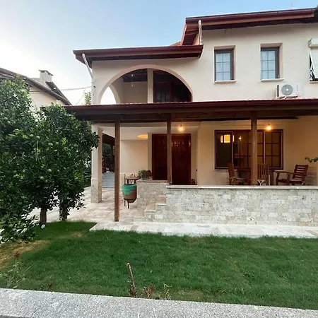 וילה Pinar - Near The Airport And