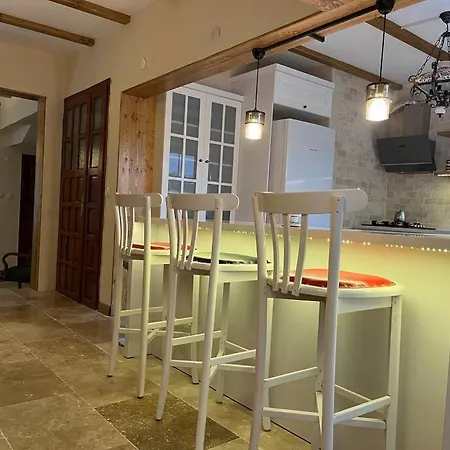 Pinar - Near The Airport And Villa *