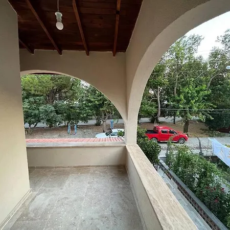 Pinar - Near The Airport And 达拉曼