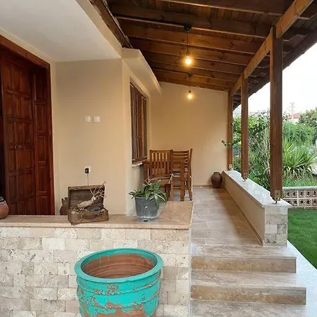 Villa Pinar - Near The Airport And