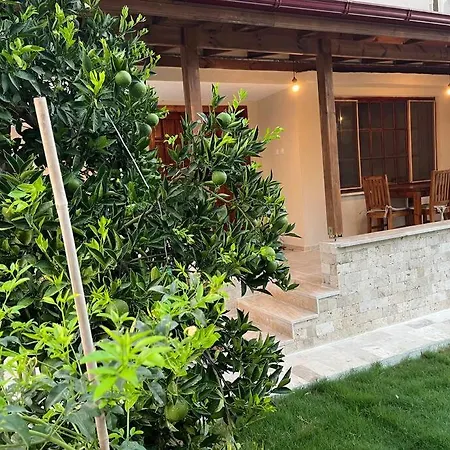 别墅 Pinar - Near The Airport And